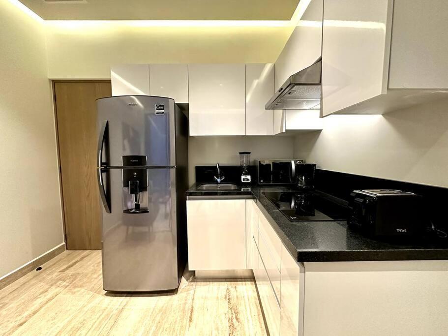 Apartamento Beautiful Loft With Rooftop Pool, Bar & Views By Solmar *