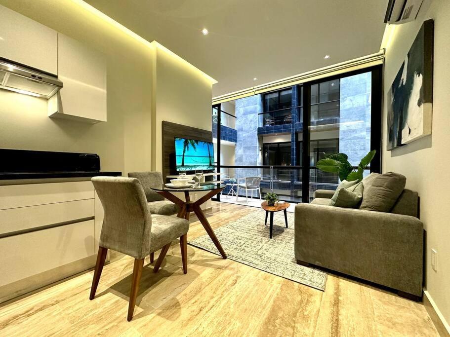 Beautiful Loft With Rooftop Pool, Bar & Views By Solmar *